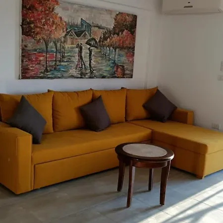 Sea Street Hadaba Apartment